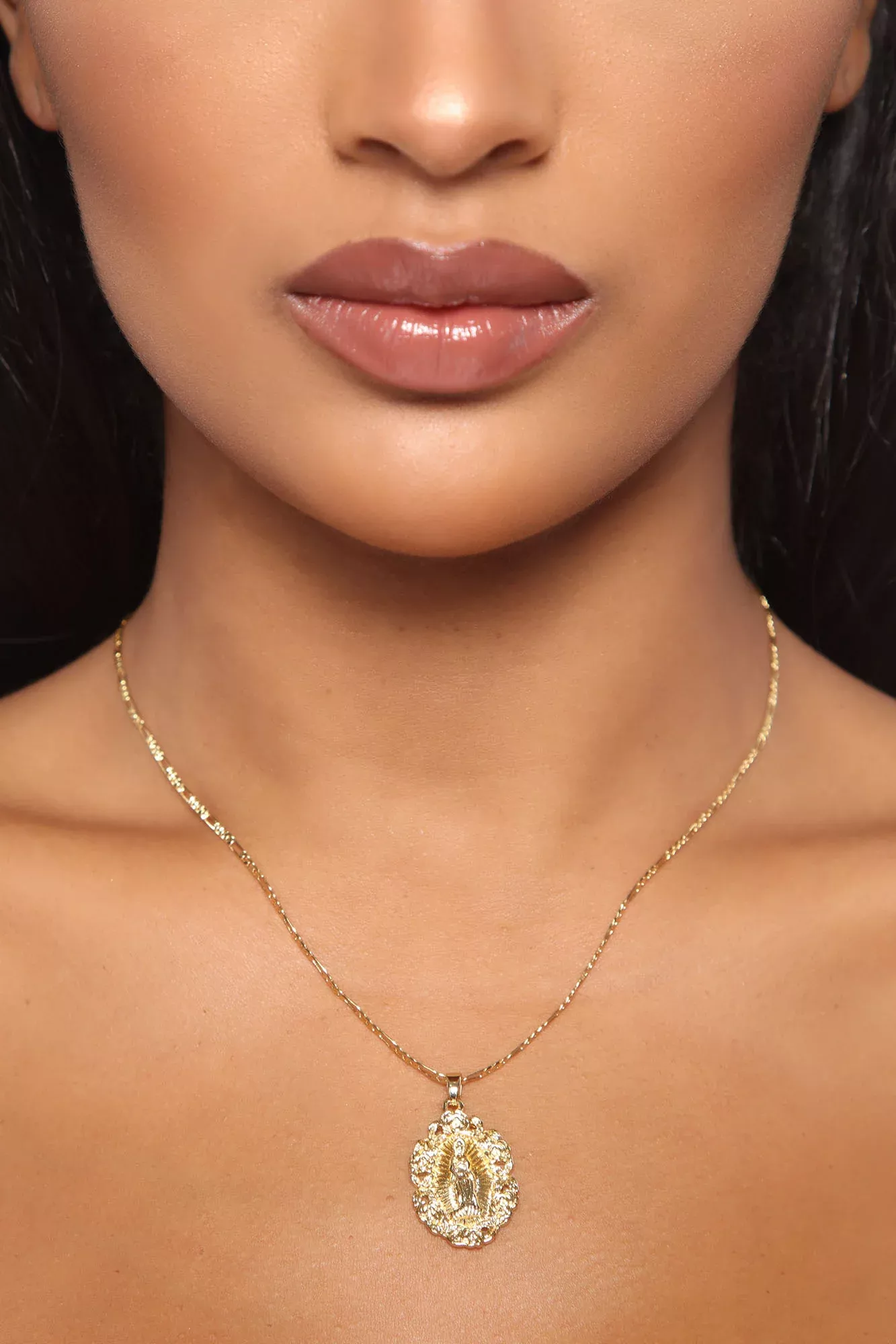 14K Gold Plated Virgin Mary Necklace - Gold