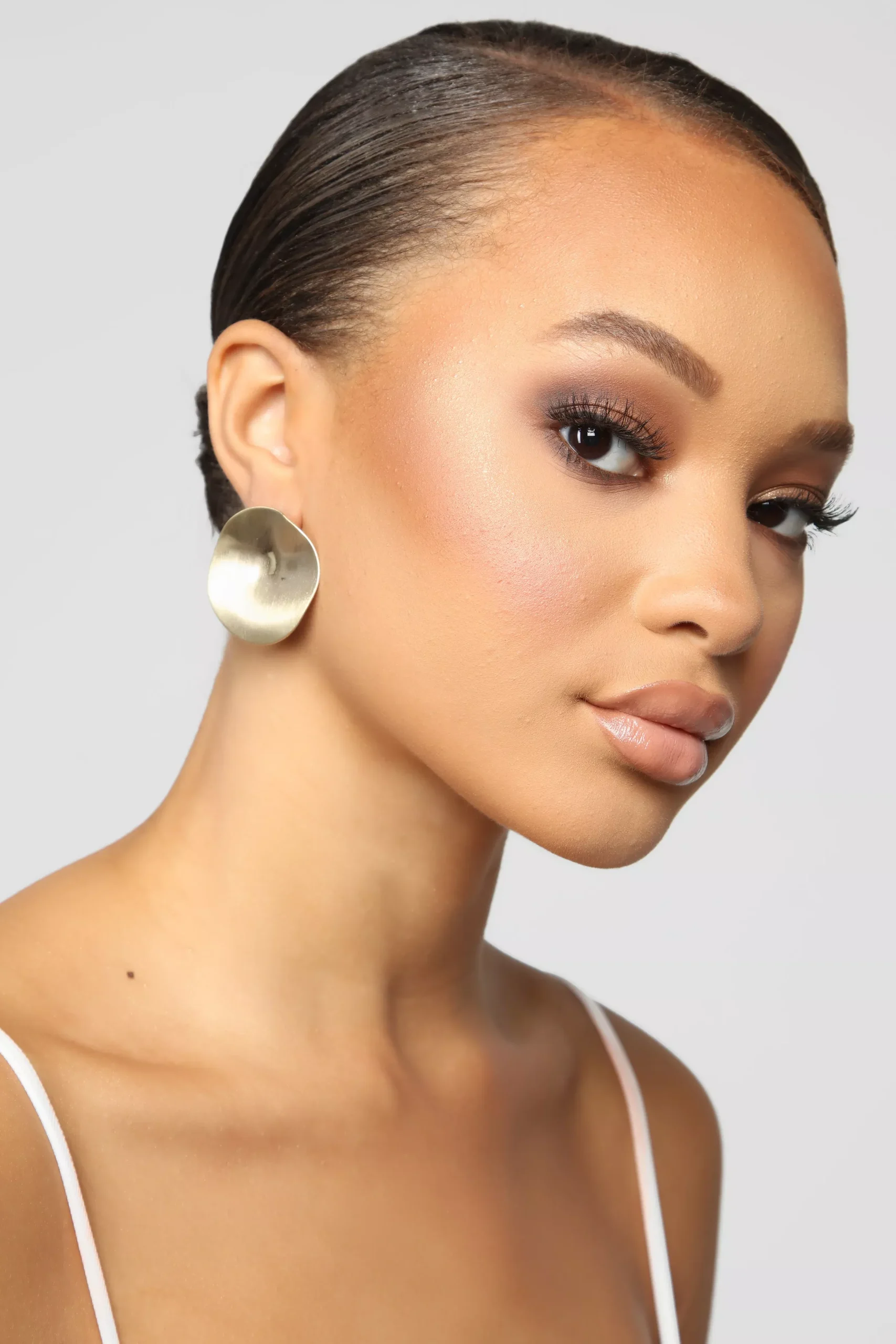 Alice Metal Plate Earrings - Gold