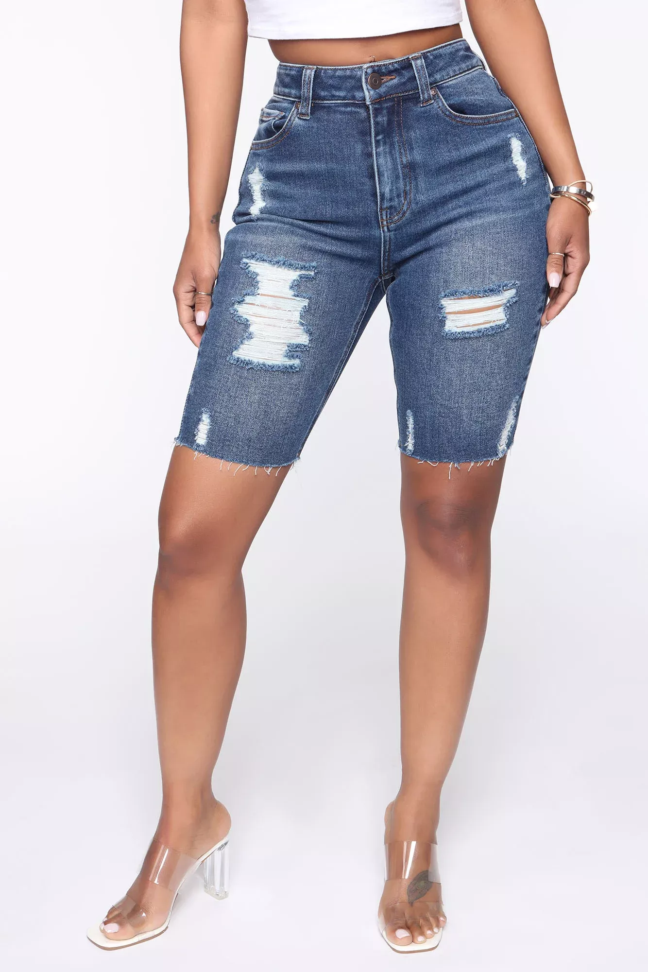 The Comeback Distressed Bermudas - Dark Wash