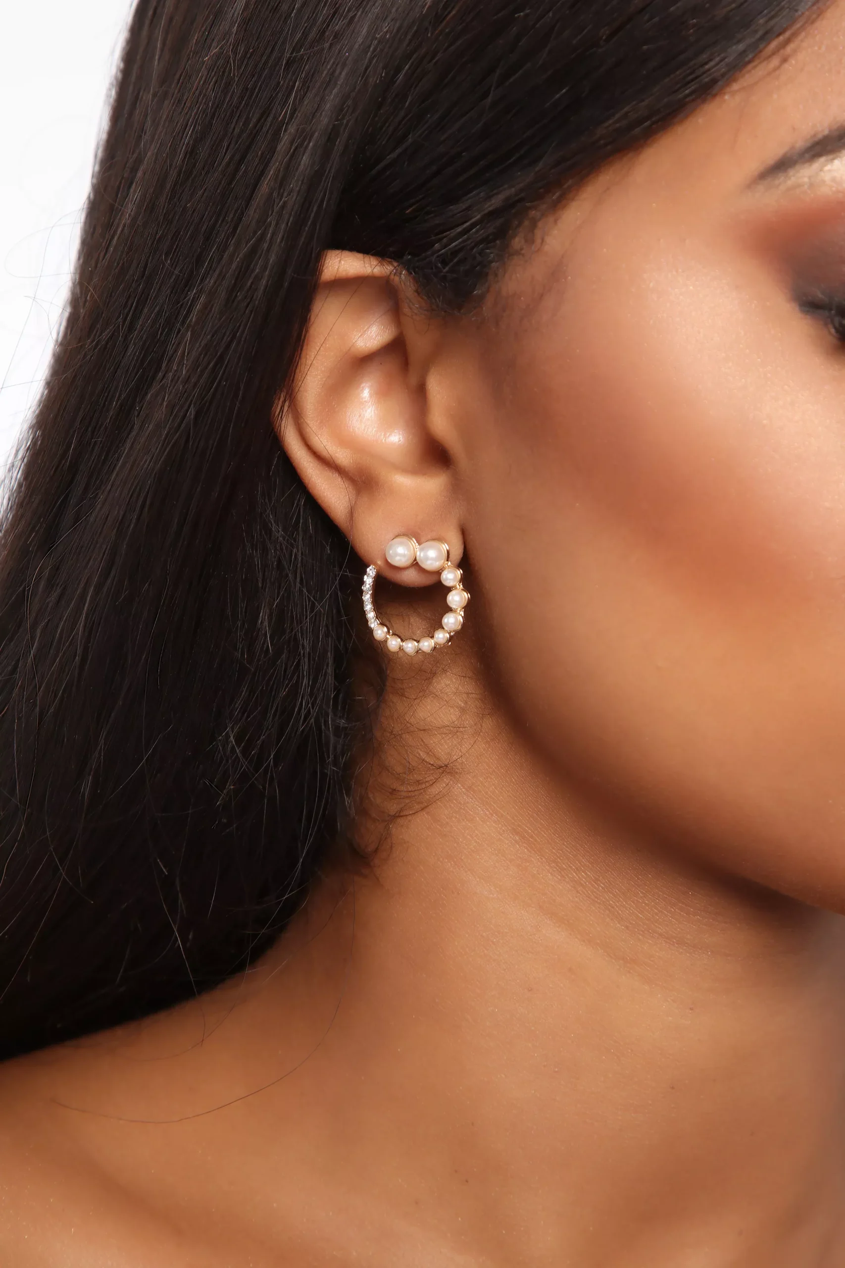 Divine Pearl Earrings - Gold