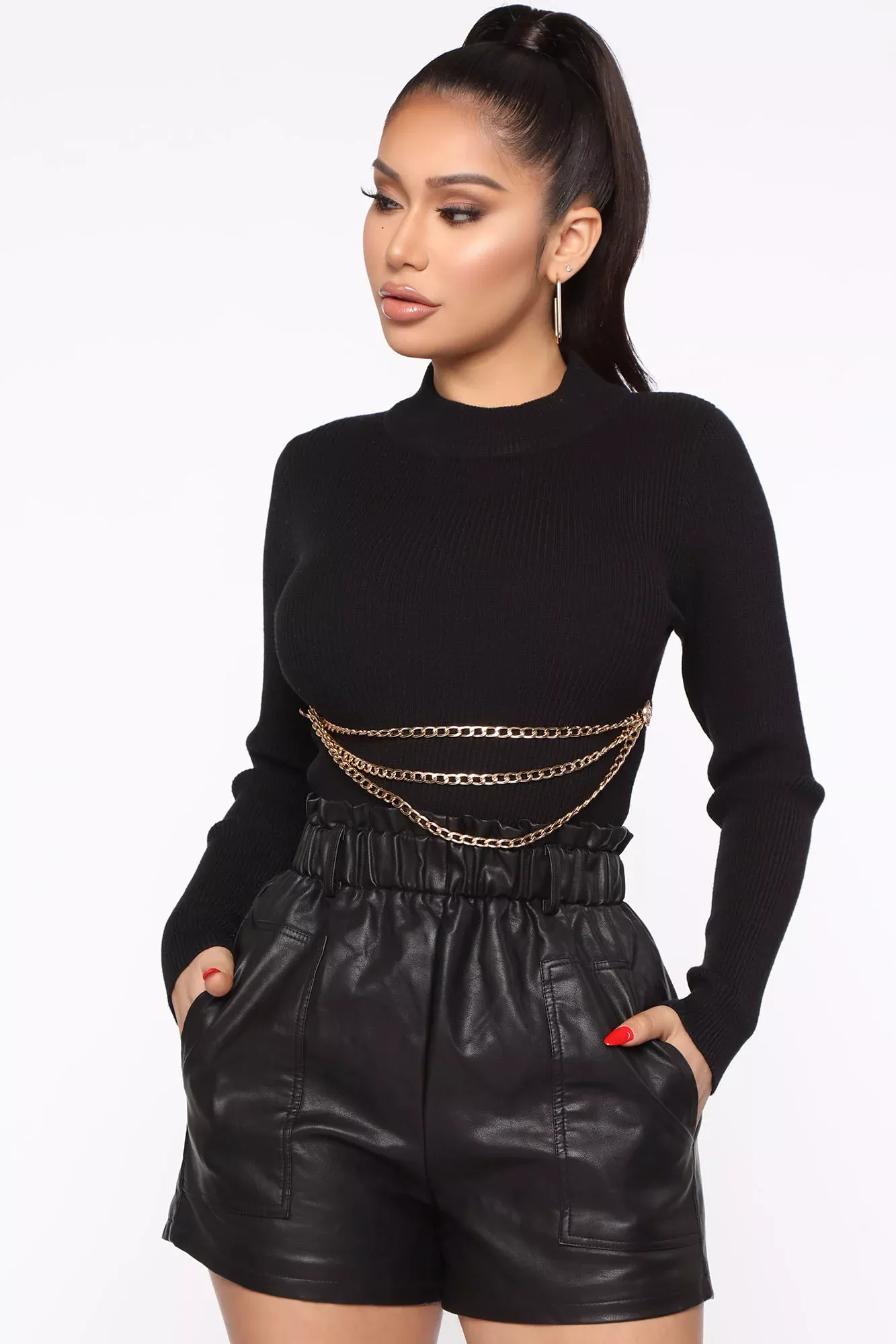 Don't Pull My Chains Cropped Sweater - Black