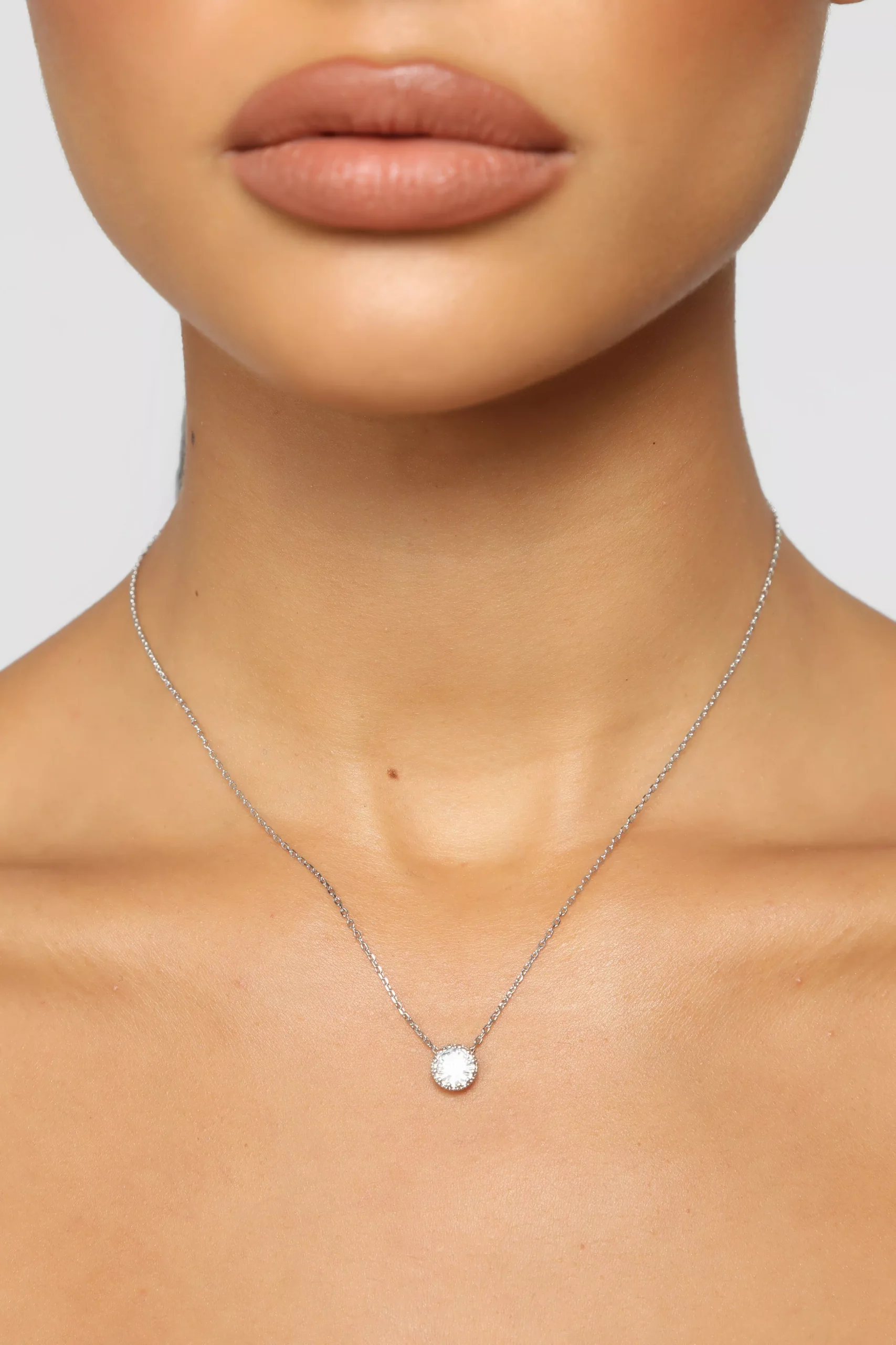 A Drop Of Diamond Necklace - Silver