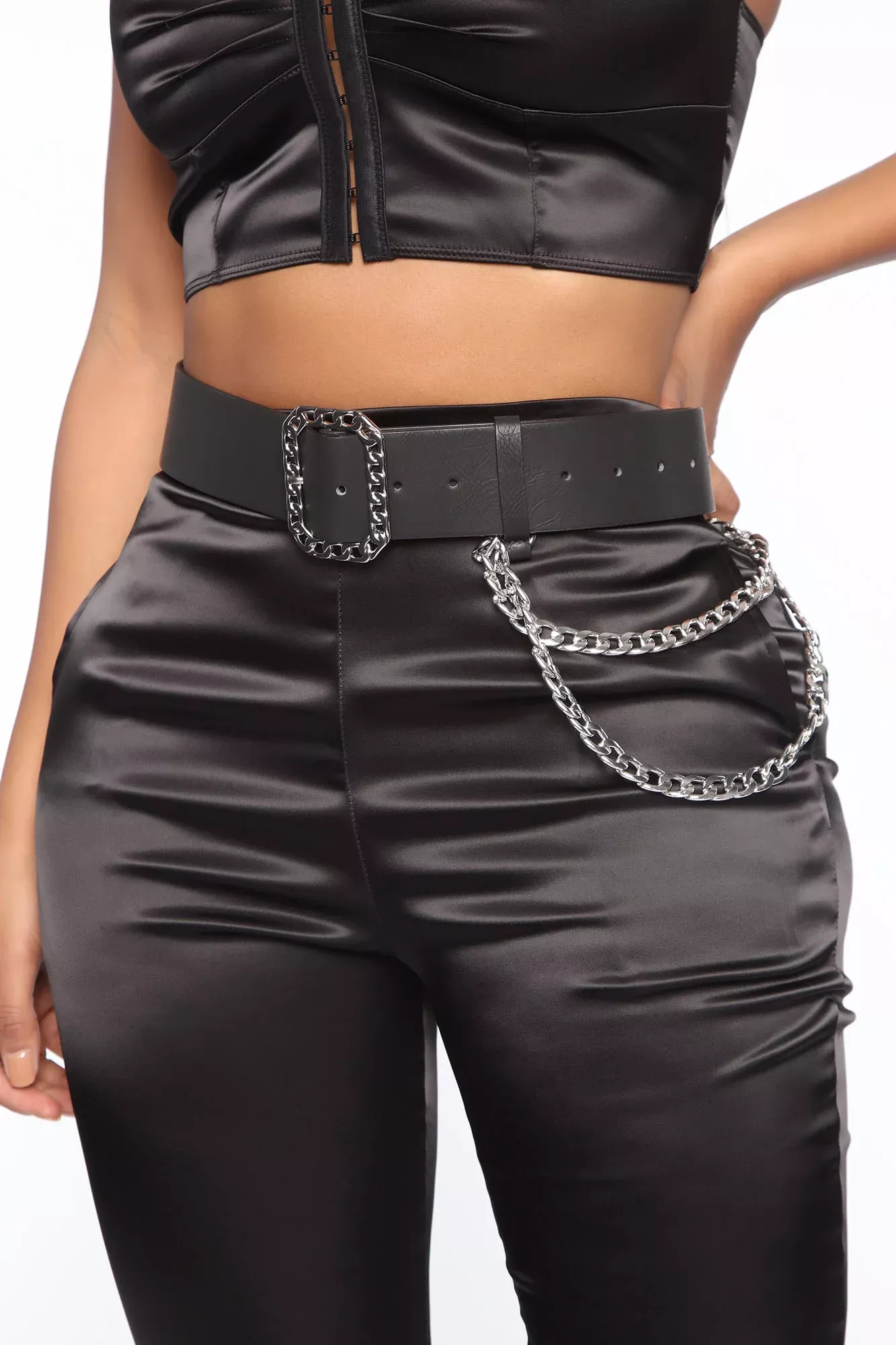 Got Me In Chains Belt - Black