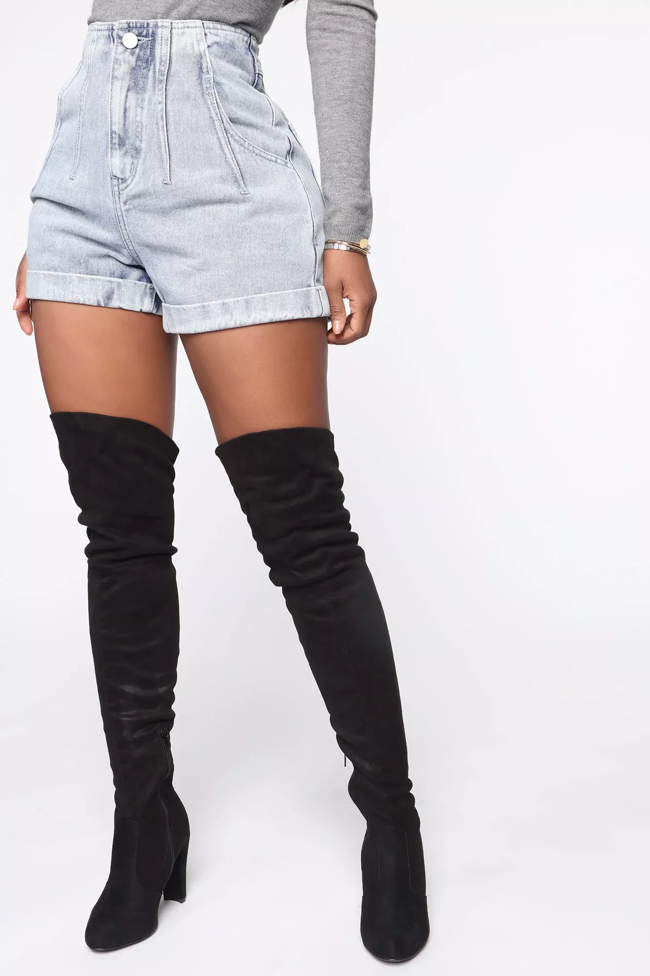 Not What It Seams Denim Mom Shorts - Light Blue Wash